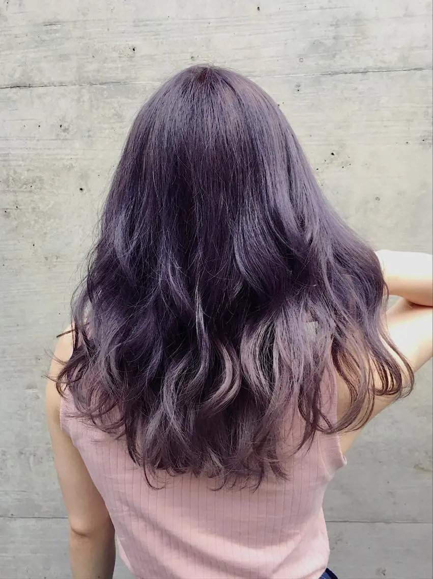 セミロング カラー パープルカラー 韓国ヘア🤍髪質改善 🇰🇷AKANEのヘアスタイル
