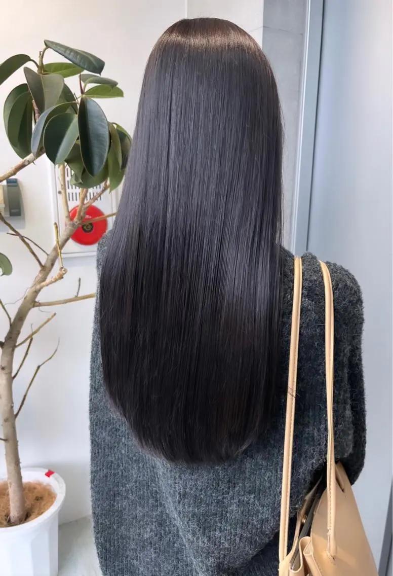 ロング カラー パーマ カット ヘアカラー トリートメント 透明感/オリーブ/ グレージュ/YUKAのヘアスタイル