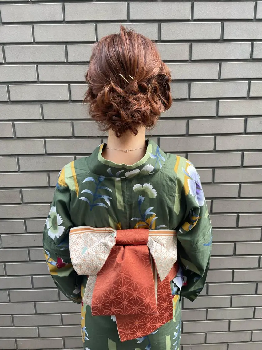 セミロング ヘアアレンジ キッズ 浴衣 ヘアメイク10年から 美容師💄Anriのヘアスタイル