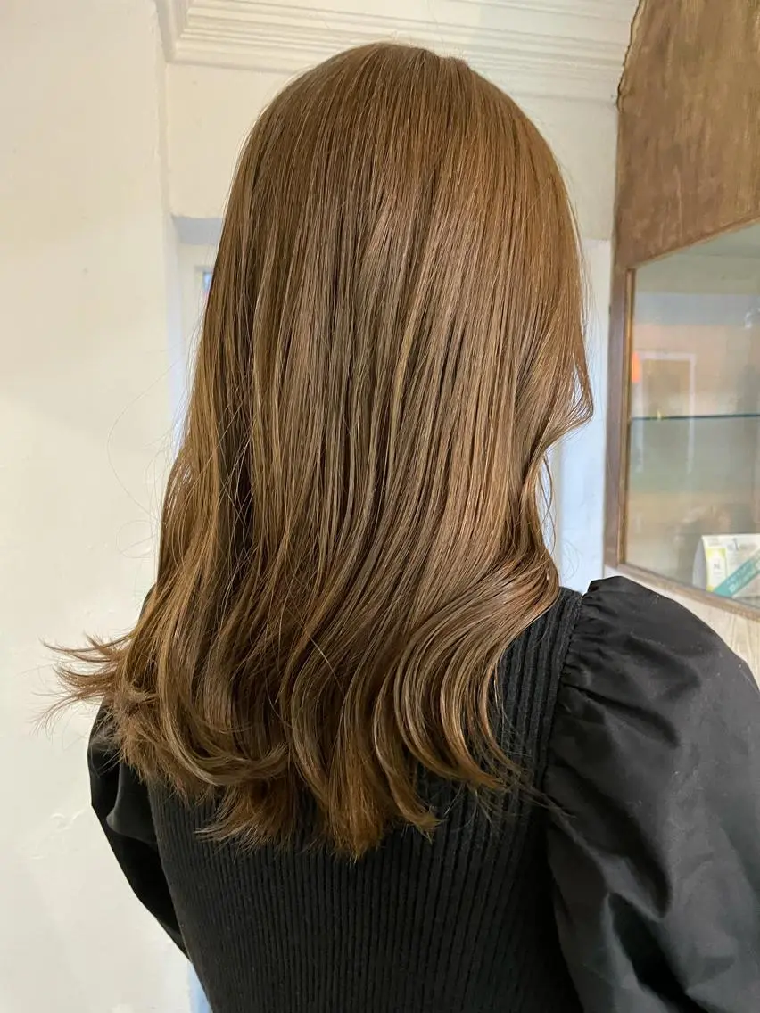 ロング カラー カット ヘアカラー トリートメント 平 ちひろのヘアスタイル