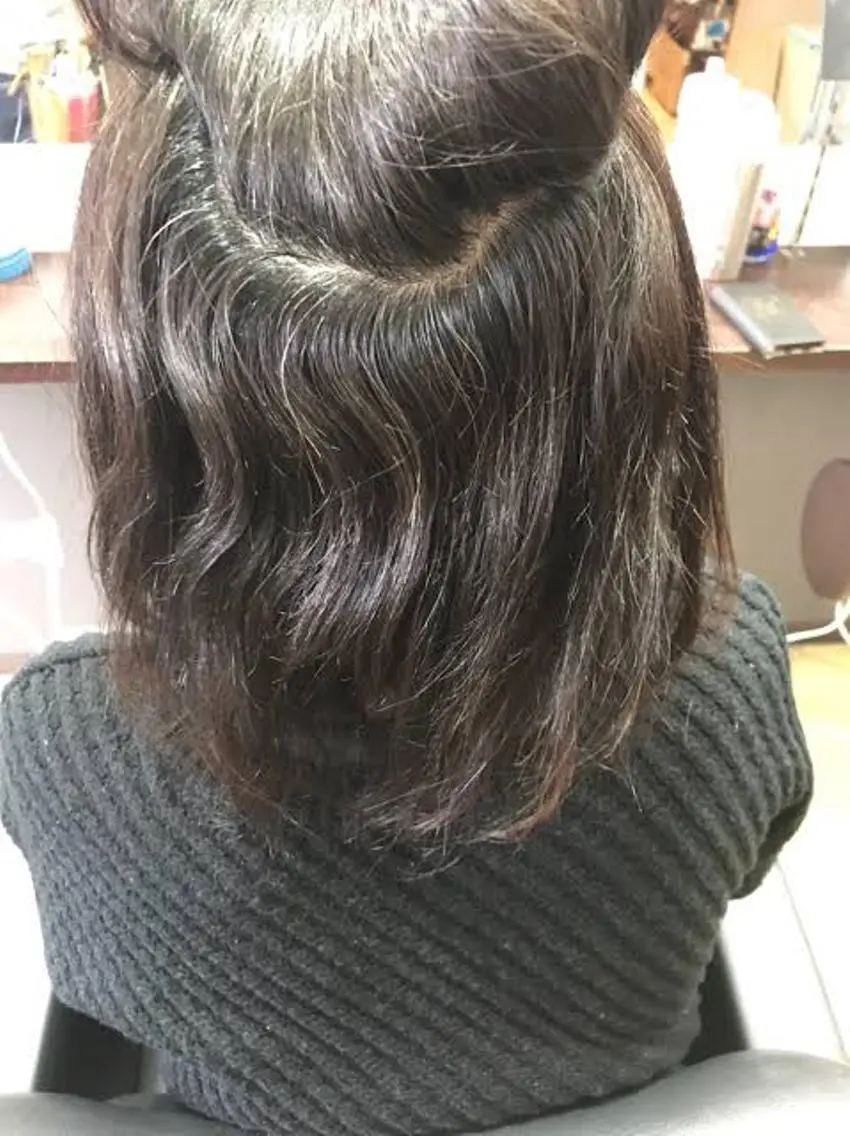 ミディアム レイヤー/ブリーチ/ 新宿/福元実希のヘアスタイル