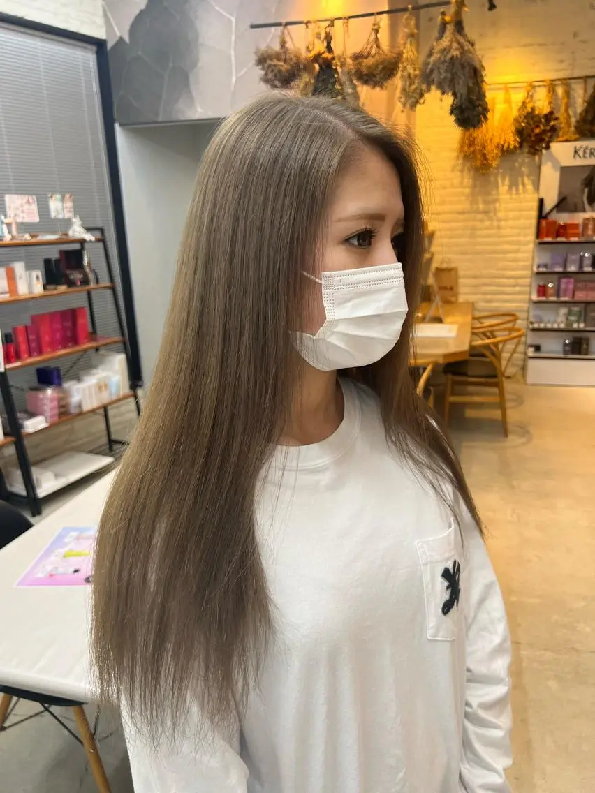 ロング ケアカラー 池本 勇大のヘアスタイル
