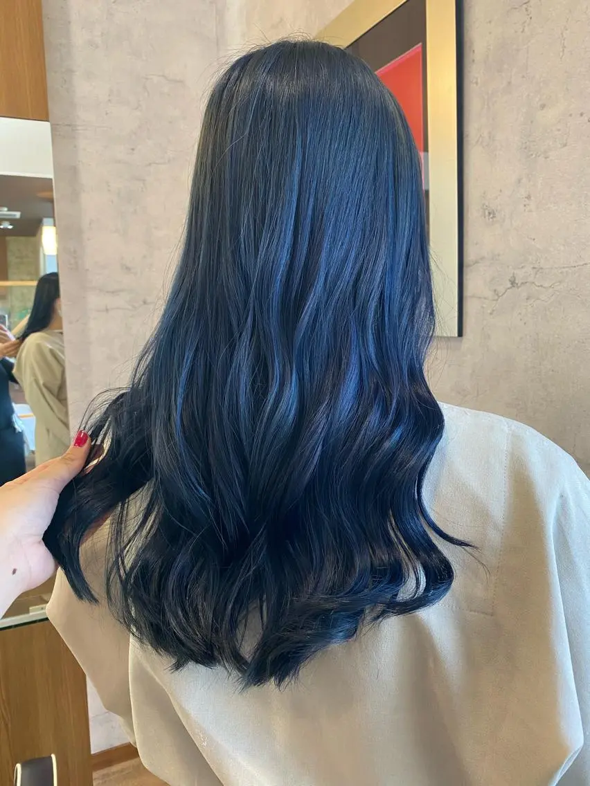 ロング カラー ヘアアレンジ ブルーカラー 🌻井上 マリー🌻のヘアスタイル