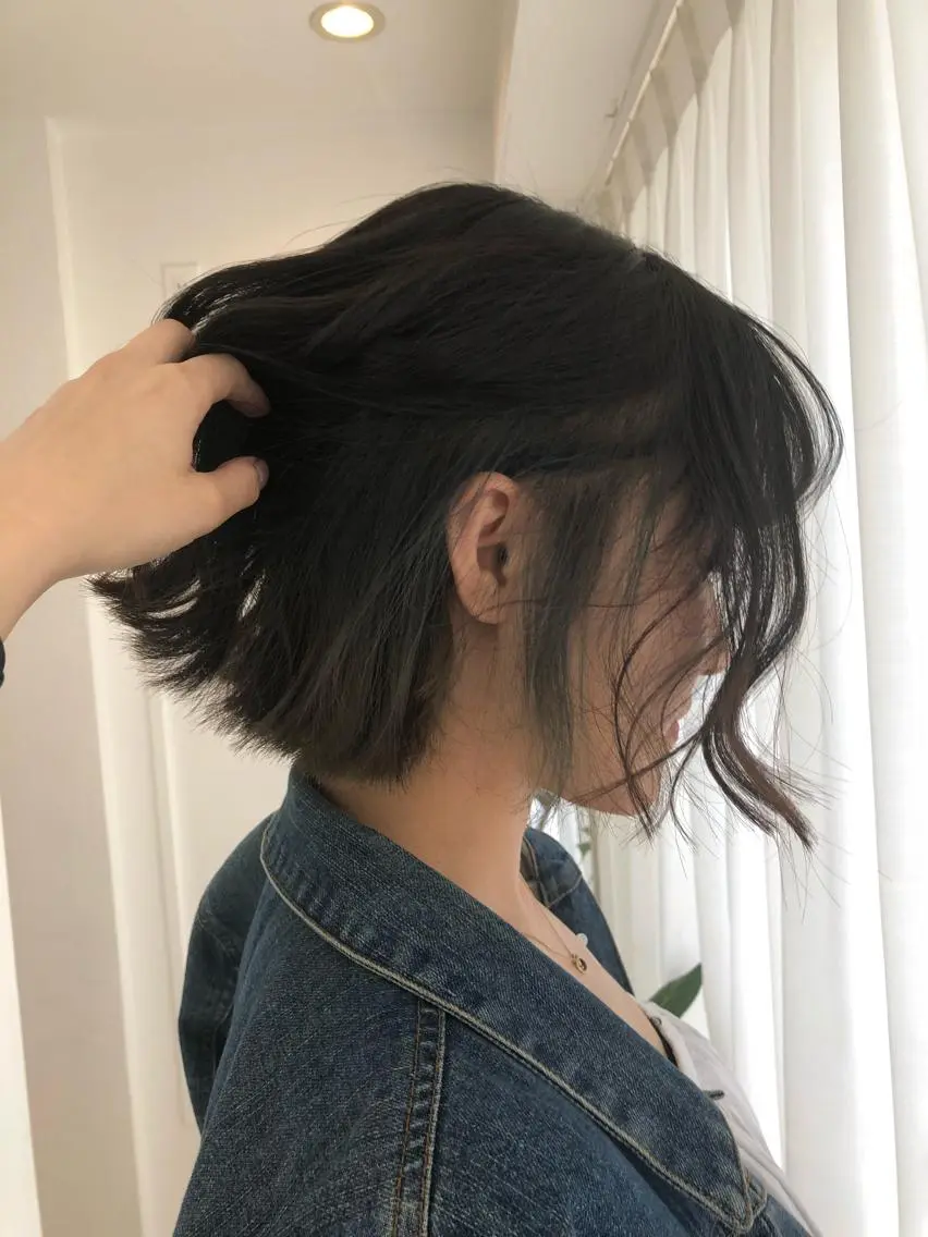 ミディアム カラー ヘアアレンジ インナーカラー ヘアカラー 🦋美髪/エクステ 🦋アベイクミのヘアスタイル