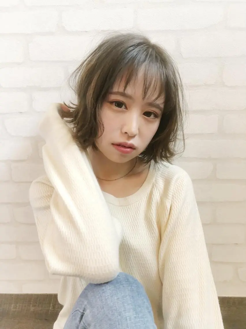 ミディアム カラー パーマ ヘアアレンジ メンズ キッズ ネイル マツエク・マツパ カット ヘアカラー トリートメント ヘッドスパ premier modelsのヘアスタイル