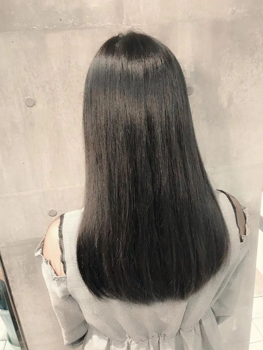 ロング カラー イルミナカラー カット 縮毛矯正 トリートメント 田室 和幸のヘアスタイル