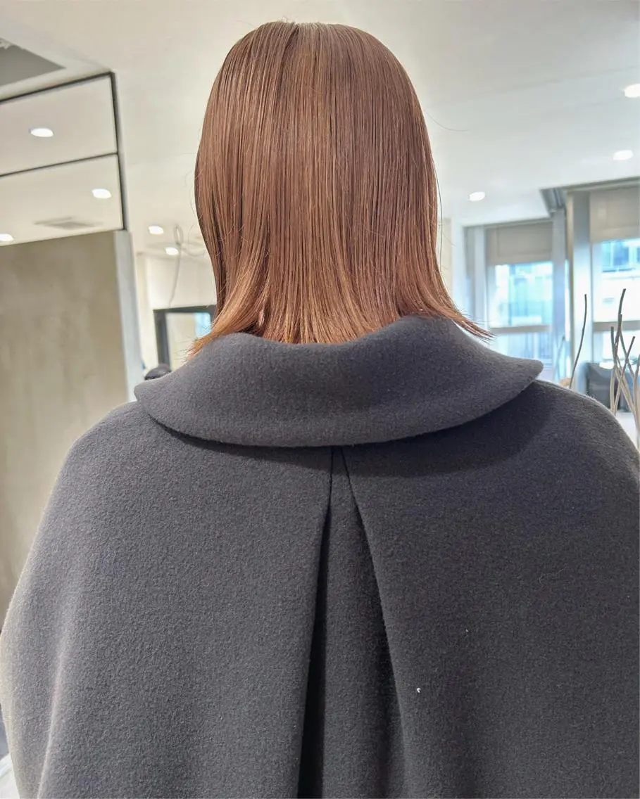 ミディアム カラー ベージュカラー ブリーチ ケアブリーチ カット ヘアカラー トリートメント 村上雅人 ナチュラルモードのヘアスタイル