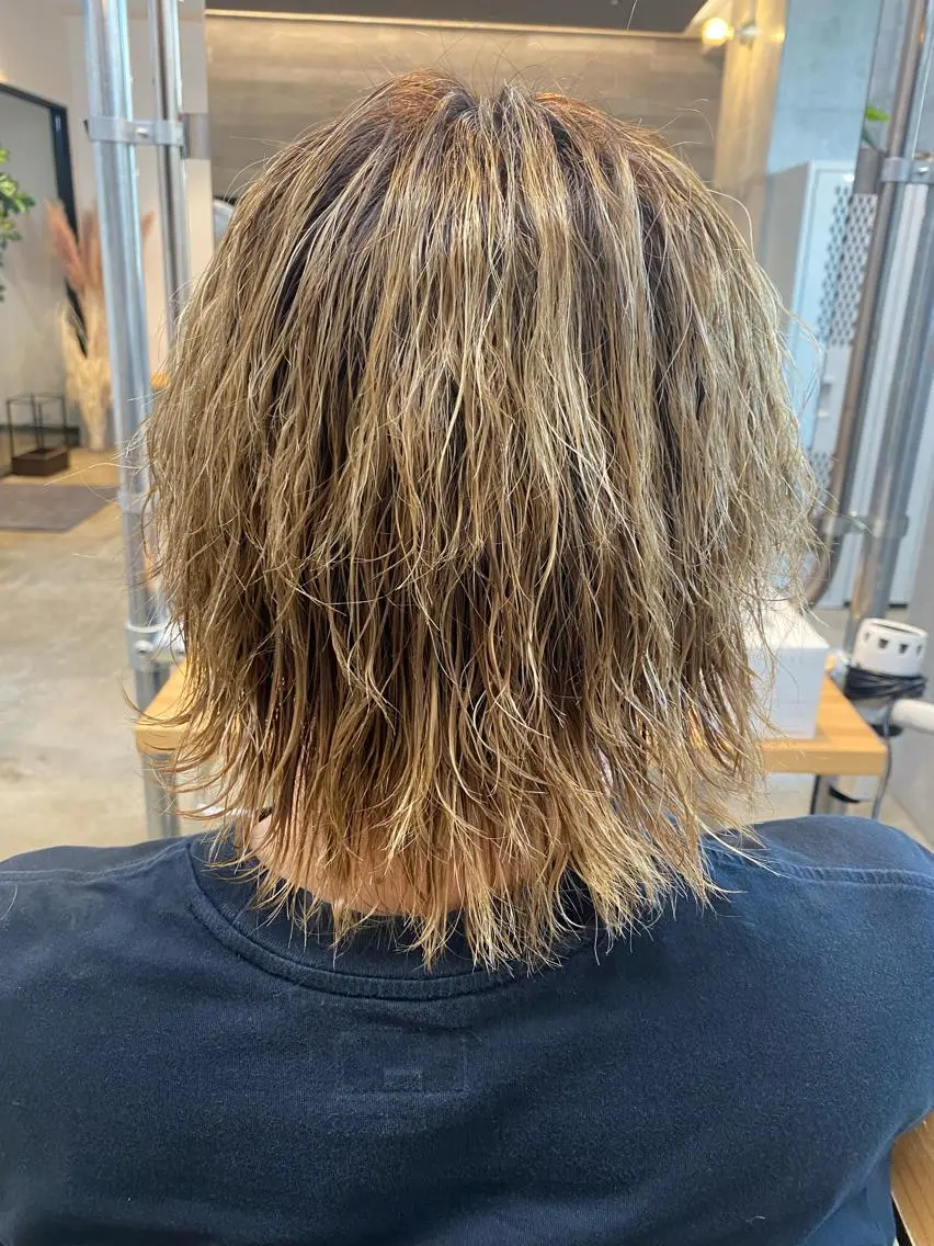 ミディアム カラー パーマ カット パーマ 🌼ハイライト透明感 🌼maiのヘアスタイル