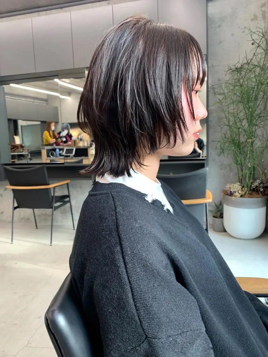 ミディアム カラー レイヤーカット ウルフカット ウルフレイヤー カット ヘアカラー sakoda shunkiのヘアスタイル