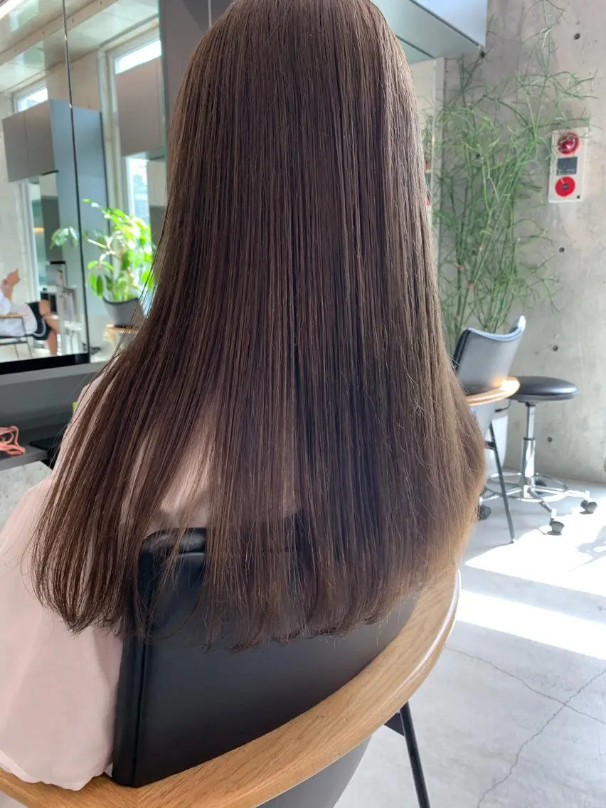セミロング カラー ベージュカラー ブリーチ ブラウンカラー ブラウンベージュ 透明感カラー sakoda shunkiのヘアスタイル