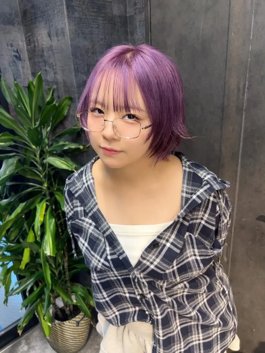 ミディアム カラー ブリーチ カット ヘアカラー ハッシュ/レイヤー /ウルフ/横山大樹のヘアスタイル