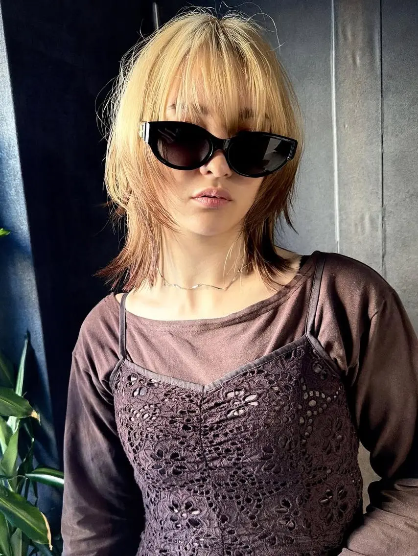 ミディアム カラー ブロンド ブラウンカラー レイヤーカット ウルフカット カット ヘアカラー トリートメント ウルフレイヤー/ 中性ウルフ/タカハシのヘアスタイル