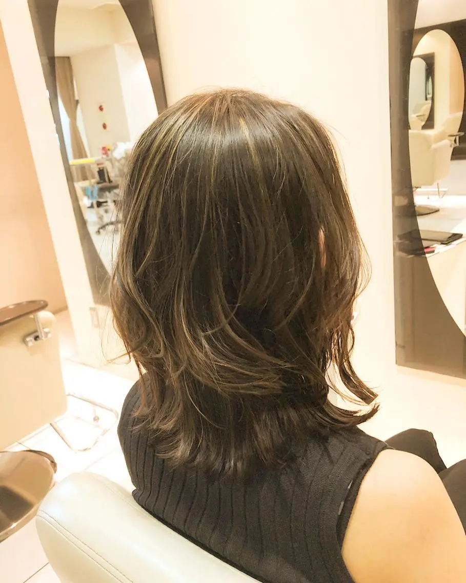 ミディアム カラー 坂元 智信のヘアスタイル