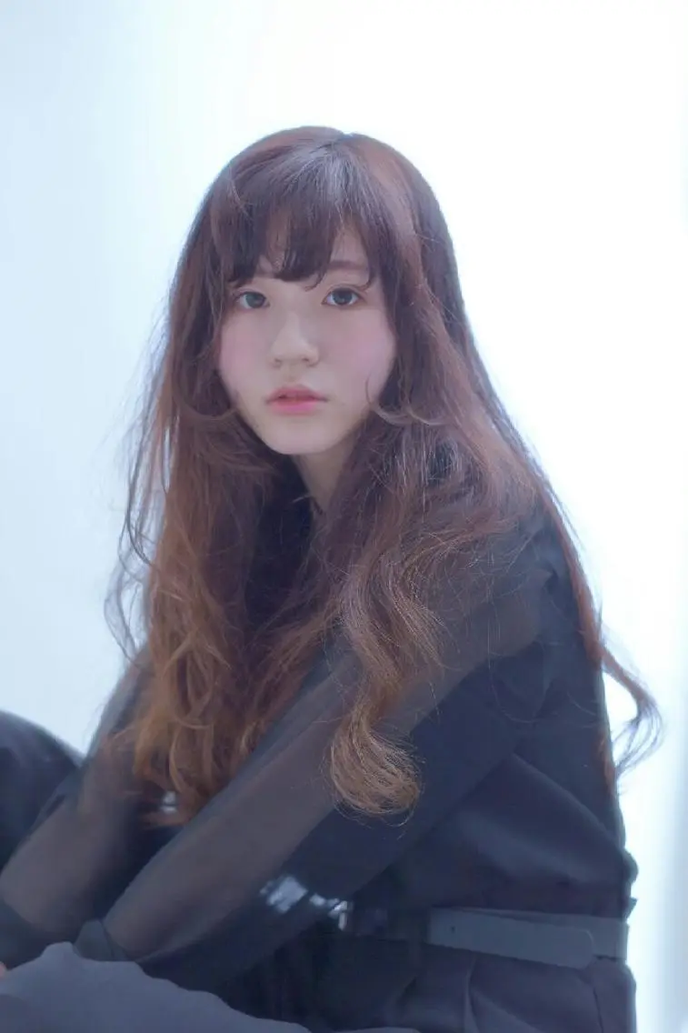 ロング カラー ロング ショートヘア💫 ハイトーン西田拓馬のヘアスタイル