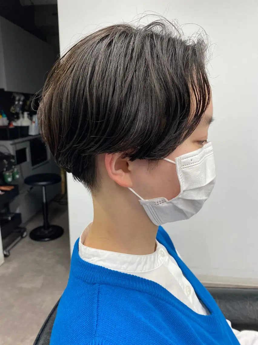 ショート パーマ ショート・ウルフ✂︎ 安住有咲子のヘアスタイル