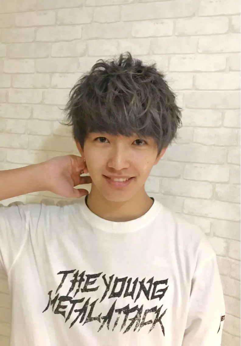 ミディアム メンズ 北川大輔🌟 小顔レイヤーカットのヘアスタイル