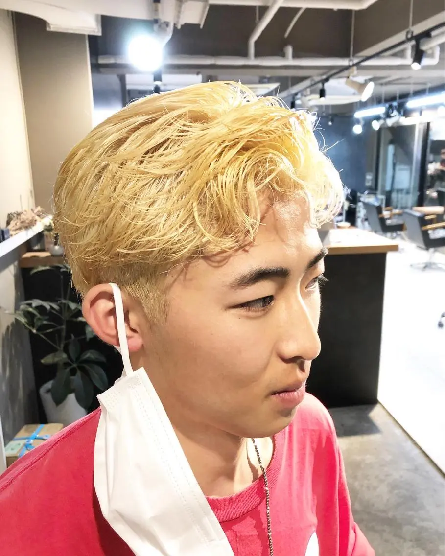 カラー ヘアアレンジ メンズ 抜きっぱなしブロンド カット ヘアカラー トリートメント ヘアセット メンズ特化✂️栗原 侑也のヘアスタイル