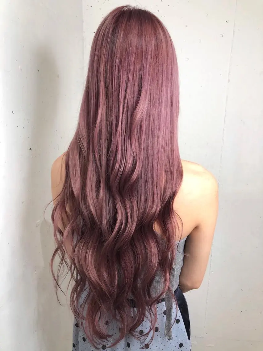 ロング カラー パーマ ヘアアレンジ ロング 八巻 晴香のヘアスタイル