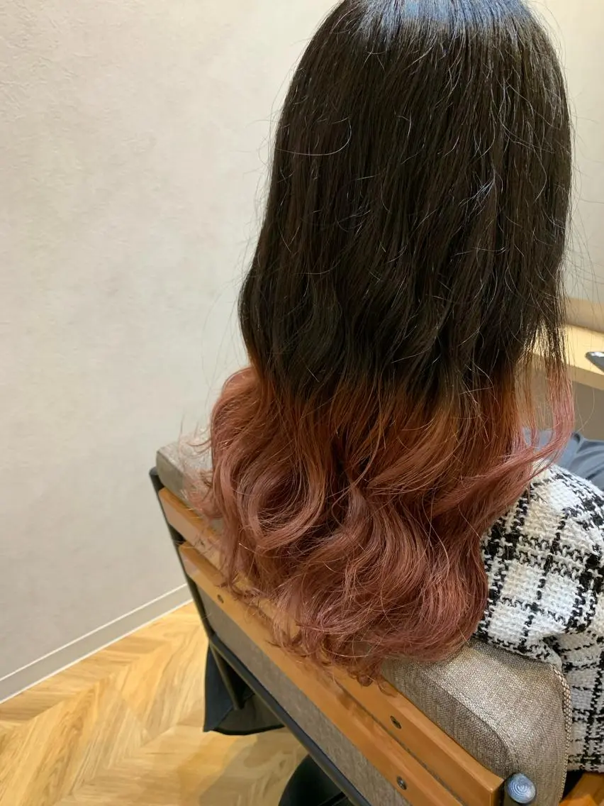ロング ヘアカラー トリートメント newiネウィ _naoのヘアスタイル