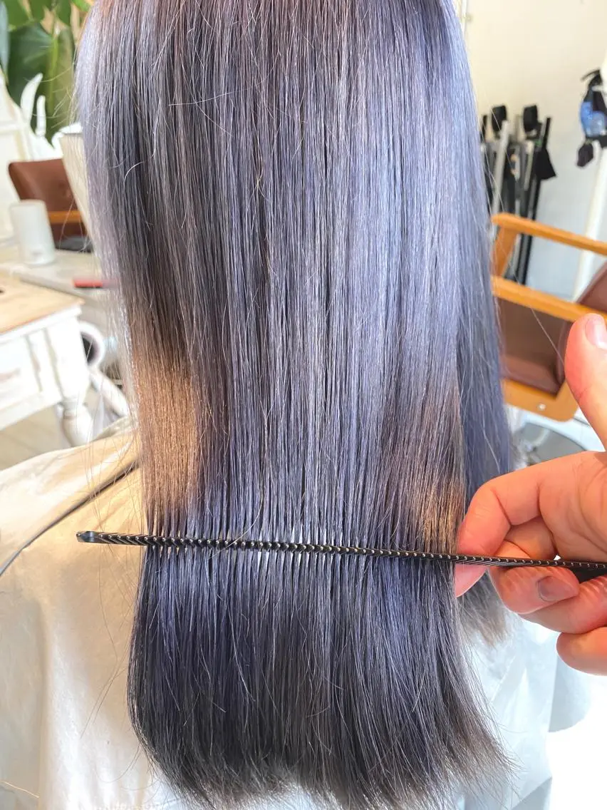 セミロング カラー ブリーチ koheiのヘアスタイル