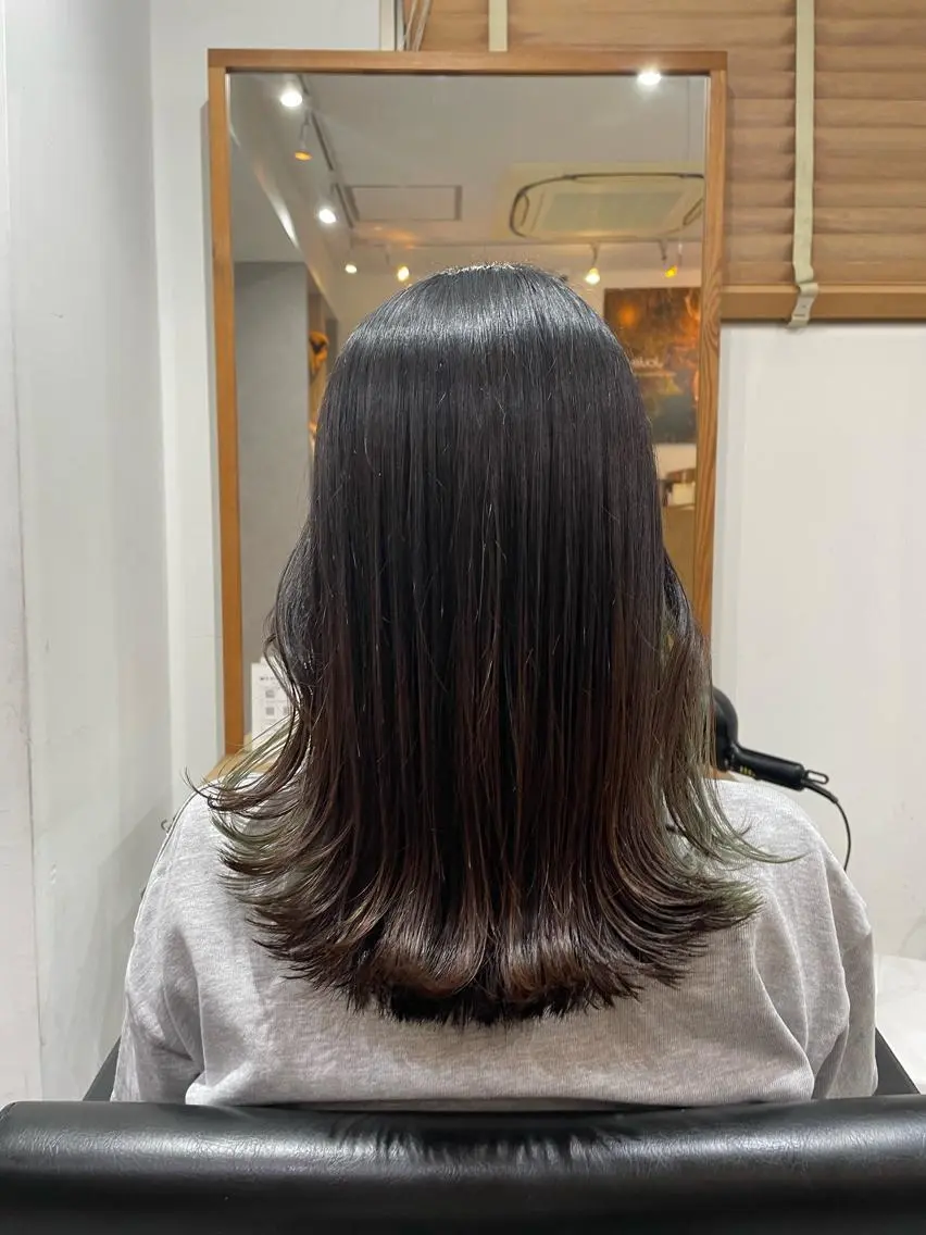 ミディアム 🐬脱白髪染めカラー 清水大世🐬のヘアスタイル