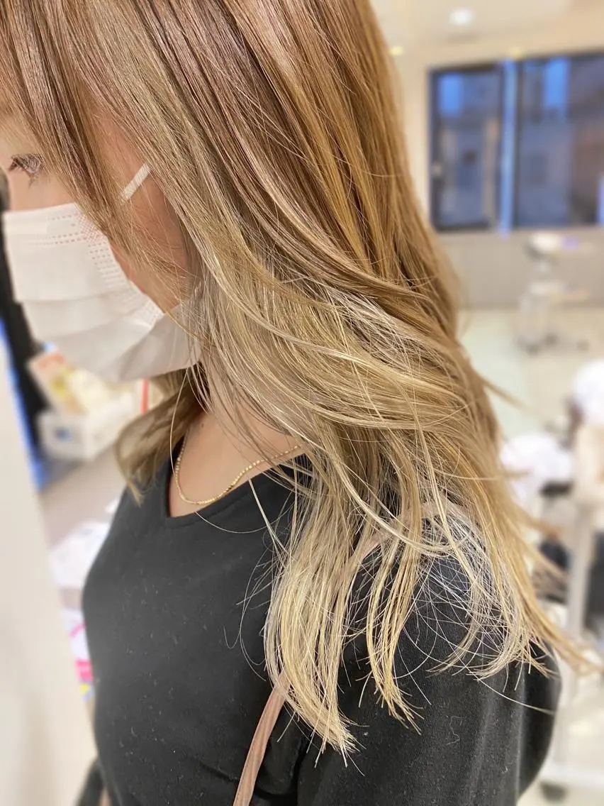 ミディアム NYNY大久保店松浦 正覚のヘアスタイル