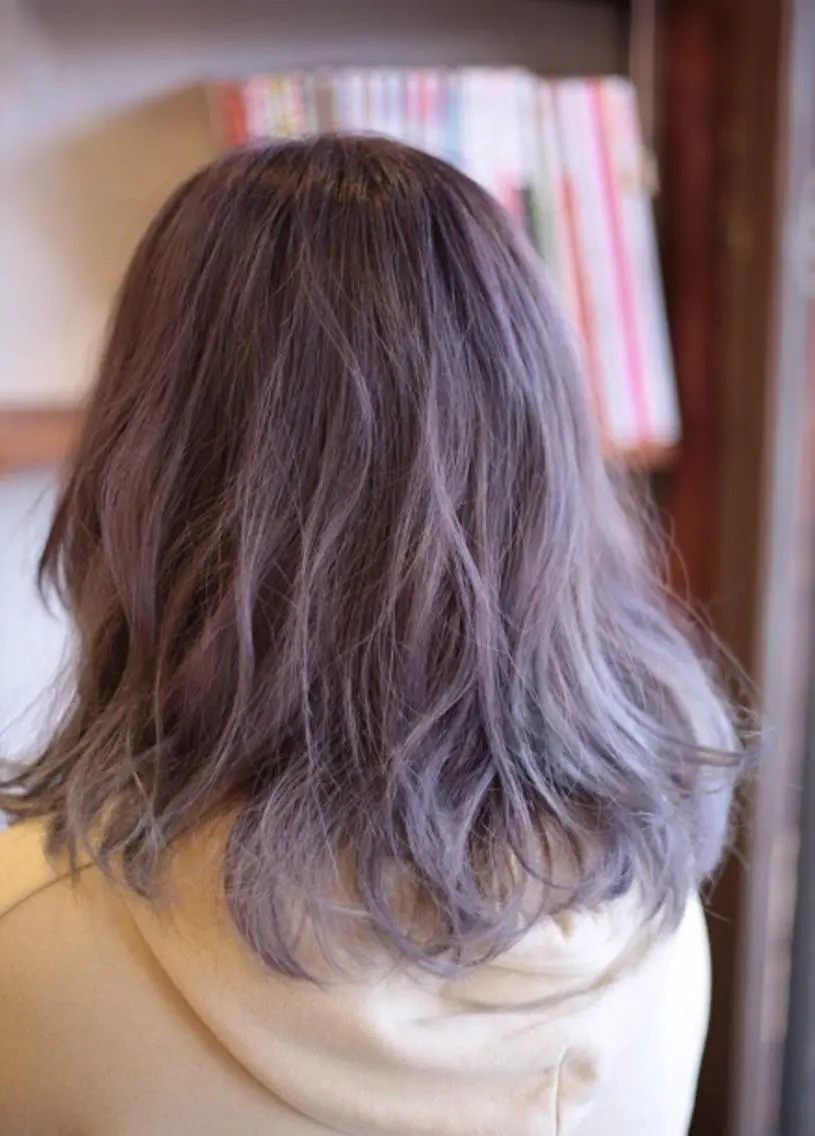 ミディアム カラー グラデーションカラー バイオレットカラー 【韓国レイヤー特化 ハッシュカット】のヘアスタイル