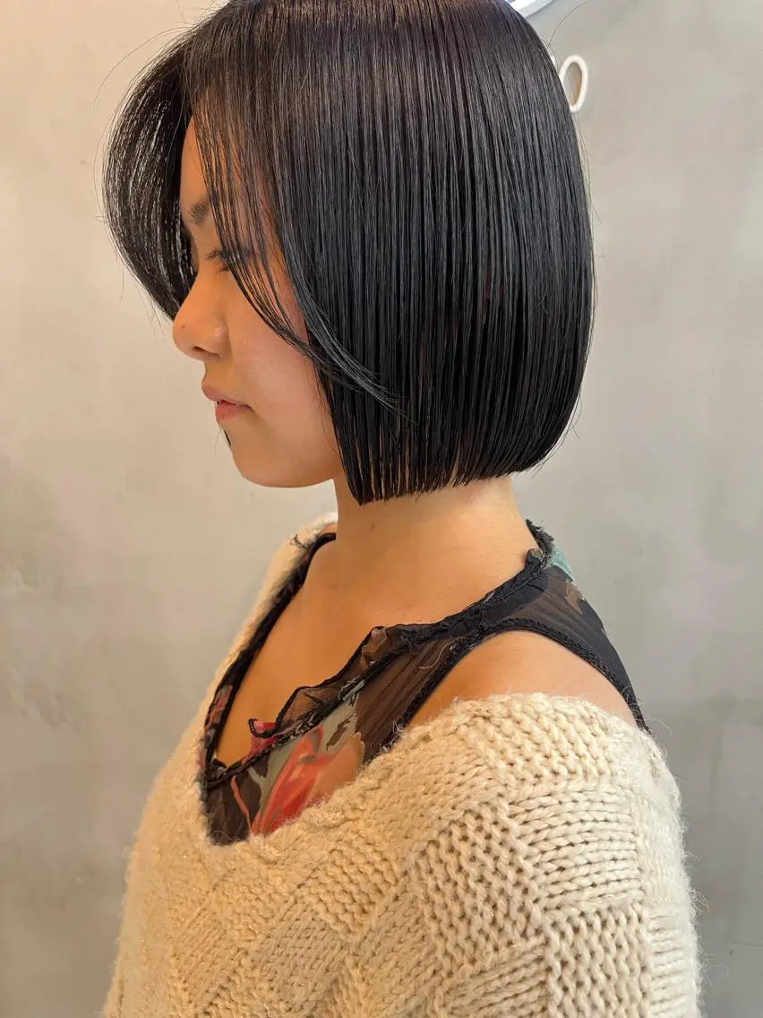 ミディアム 縮毛矯正ボブ&顔まわ レイヤー♡TOMOEのヘアスタイル