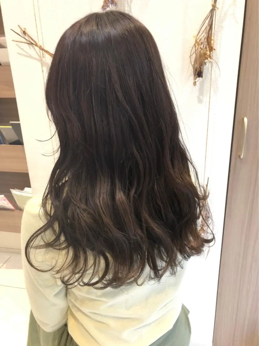 ロング カラー ヘアアレンジ 小白井 由美のヘアスタイル
