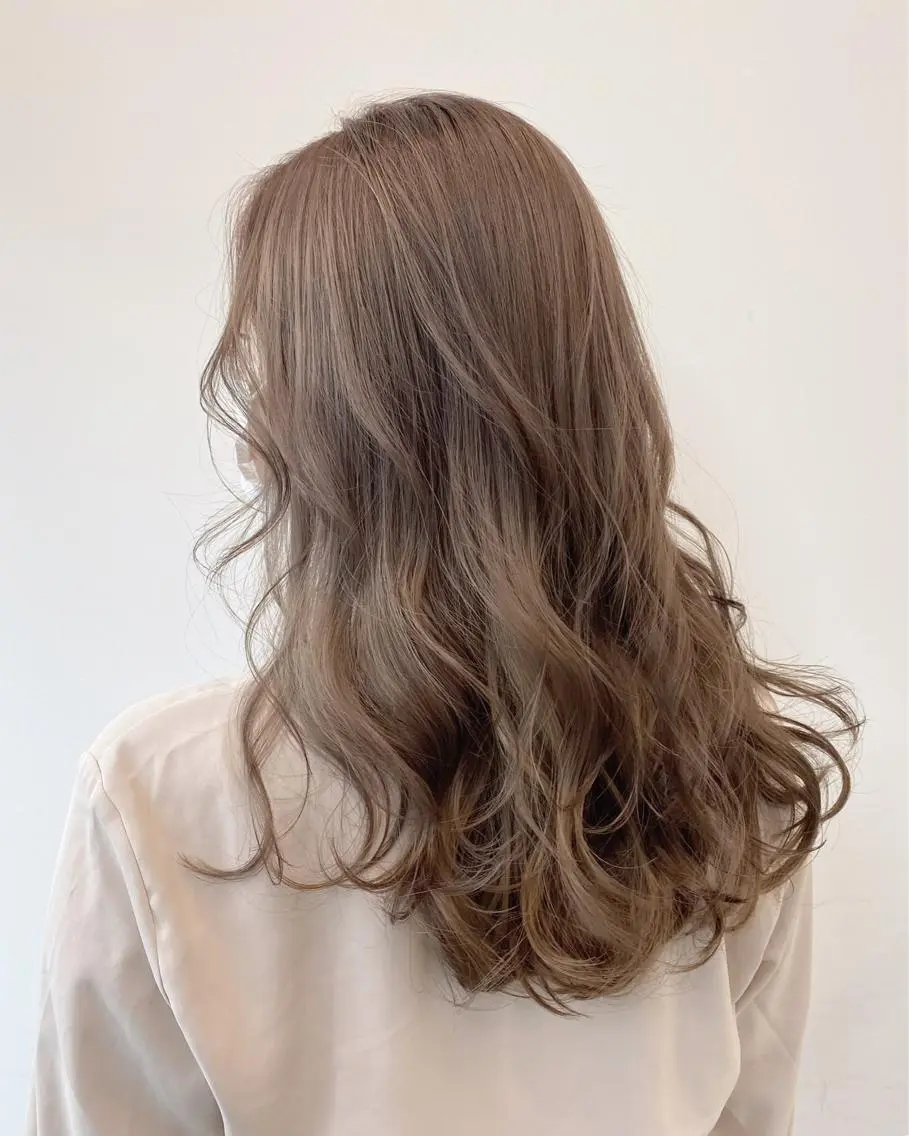ロング カラー パーマ ヘアアレンジ 【公式】amble luxe池袋東口🩷のヘアスタイル