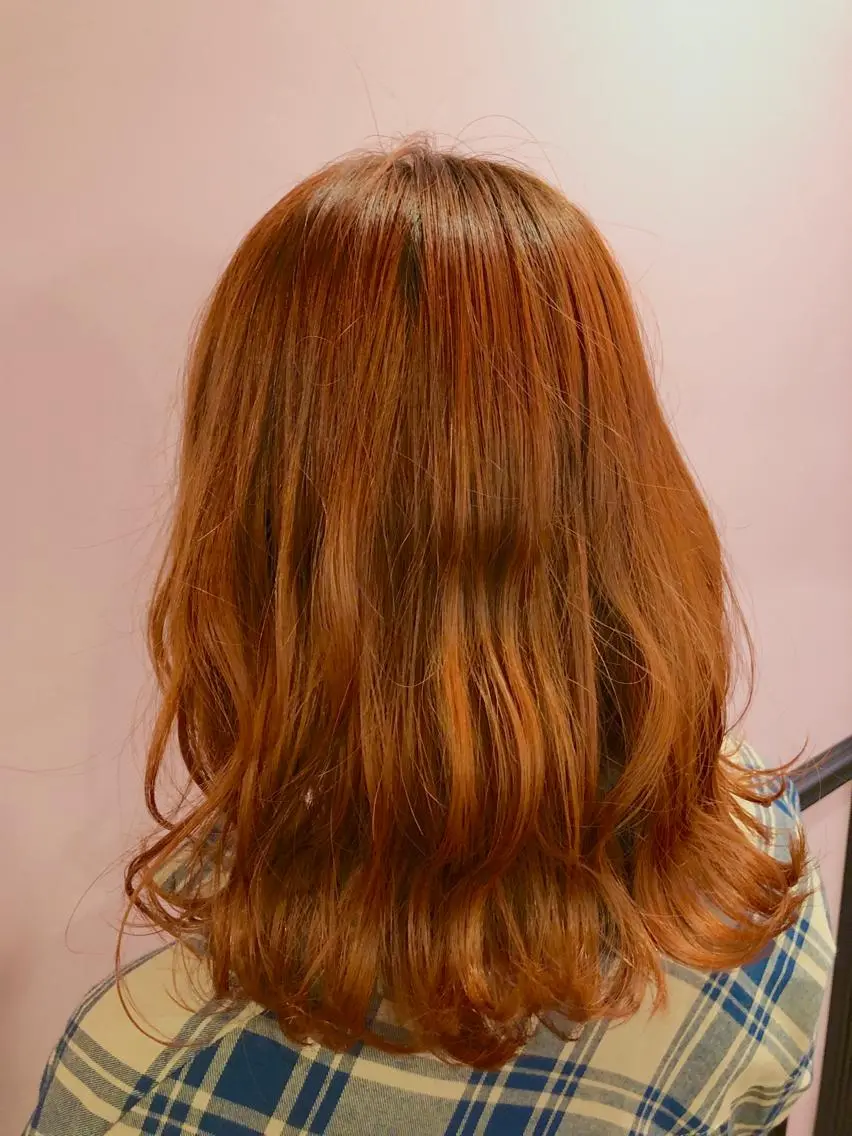 ミディアム カラー オレンジ ヘアカラー トリートメント ✨髪質改善縮毛矯正✨ 宇田川修平のヘアスタイル