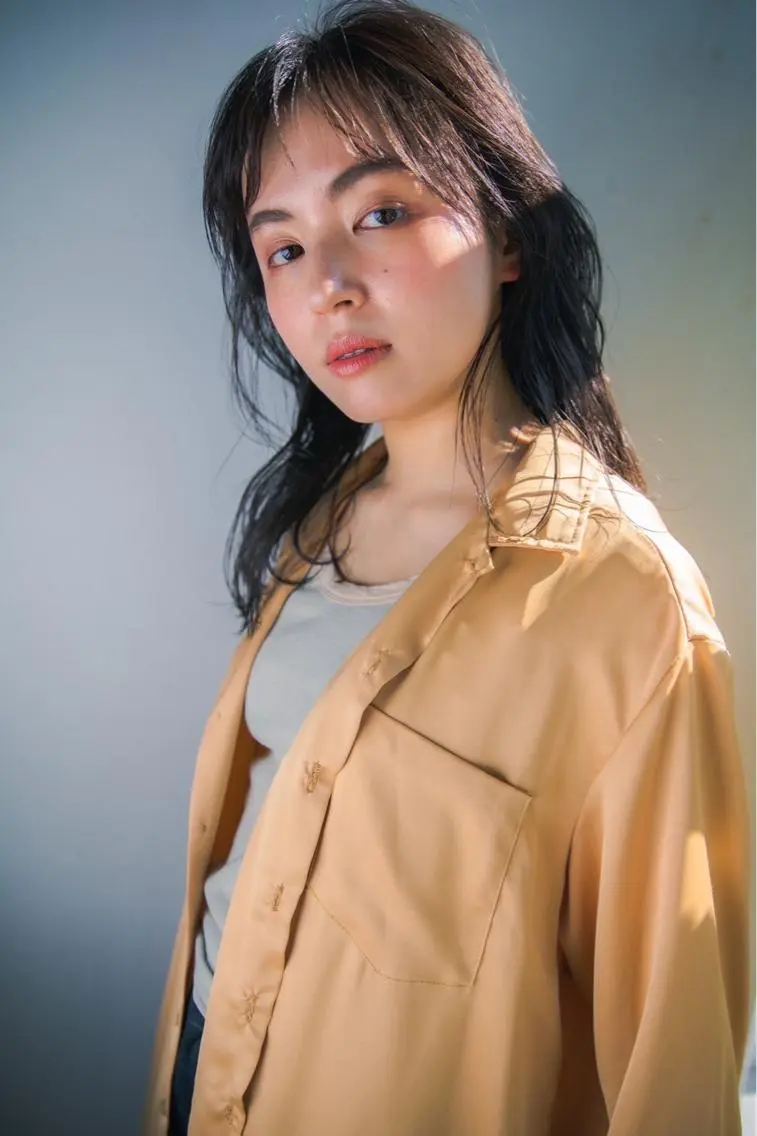 セミロング カラー パーマ ツイストスパイラルパーマ セミロングパーマ バレイヤージュ ブリーチ ケアブリーチ カット ヘアカラー トリートメント Luana / 公式 / 大通のヘアスタイル