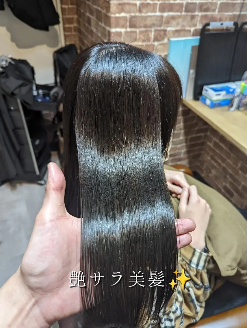 セミロング カット ヘアカラー 縮毛矯正 トリートメント 美髪矯正 キョウスケのヘアスタイル