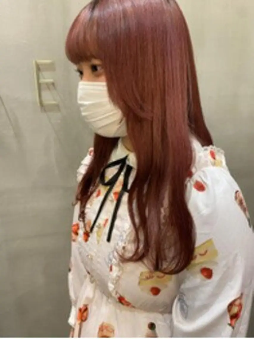 ミディアム カラー パーマ ヘアアレンジ ミディアムパーマ アディクシーカラー ベージュカラー ブリーチ ケアカラー カット トリートメント ヘアケア特化型サロン newi 梅田のヘアスタイル