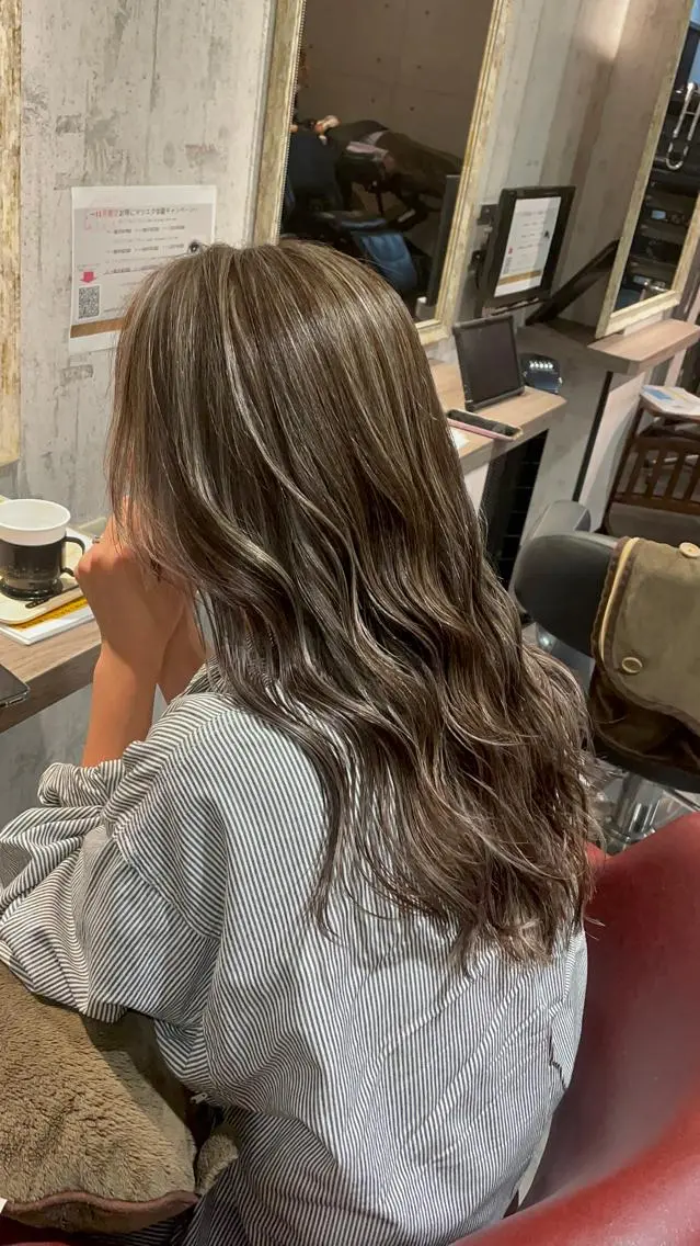 ロング カラー ハイライトカラー ハイライト ヘアカラー Wataru 髪質改善カラー💎のヘアスタイル