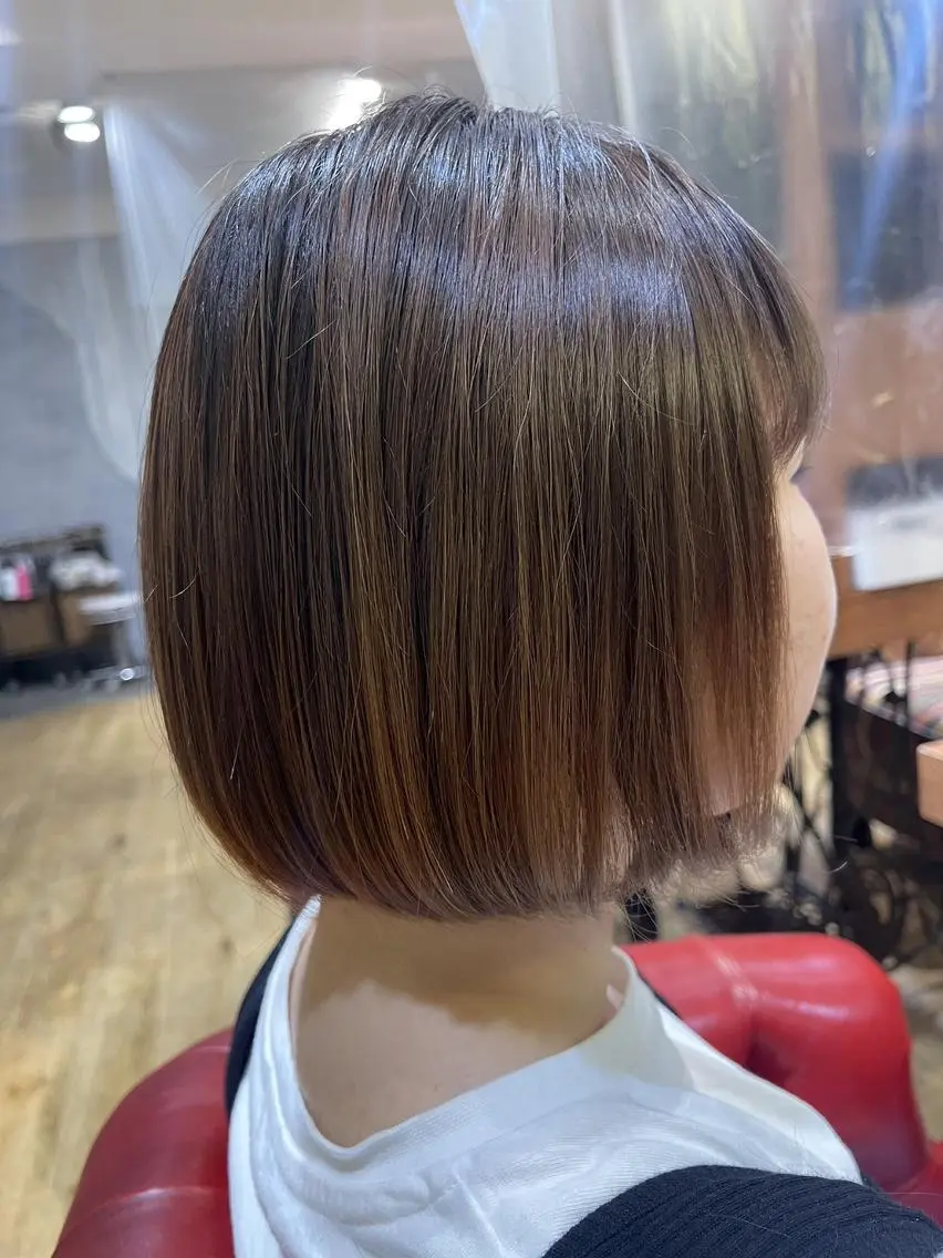 ミディアム カラー アティリー 西梅田のヘアスタイル