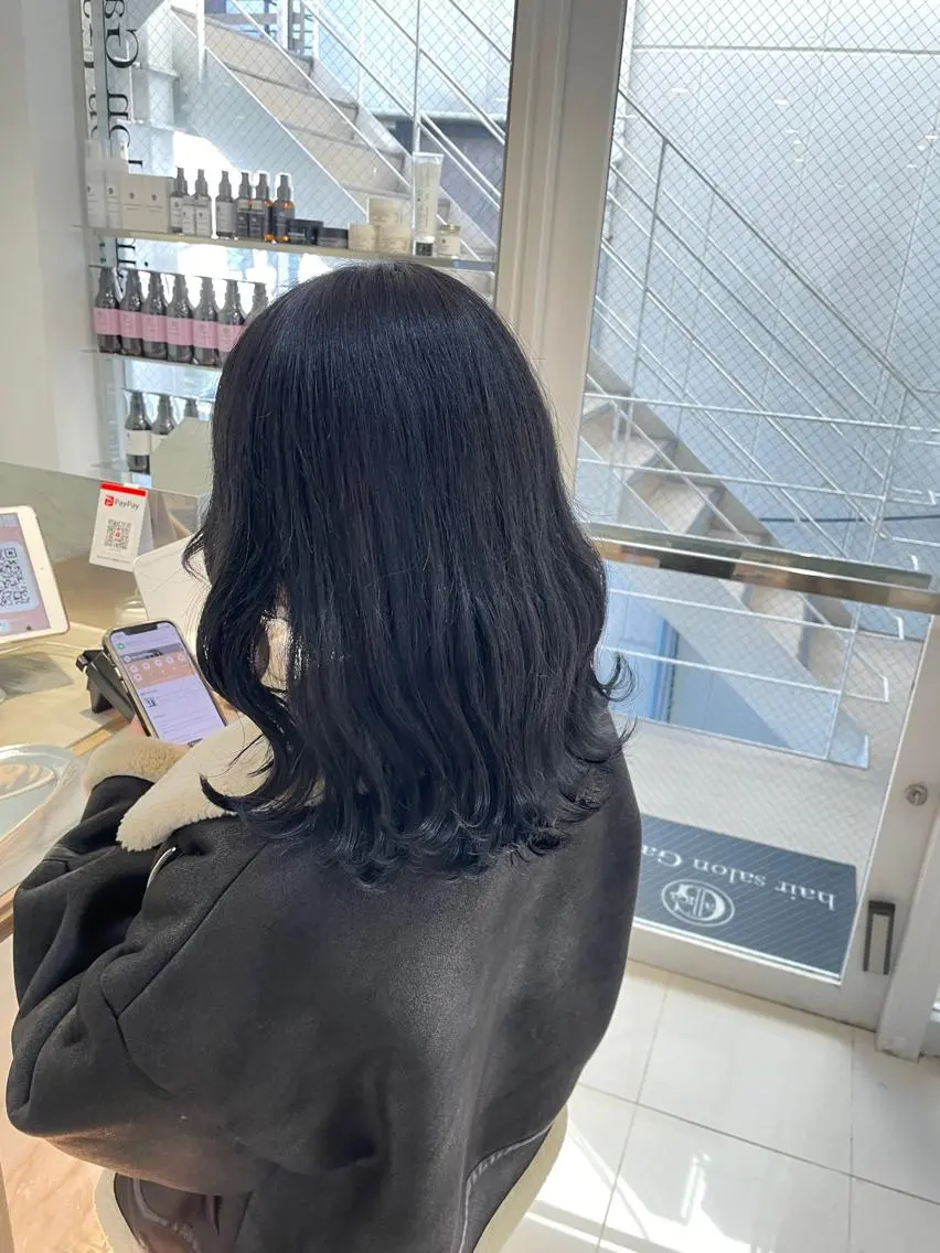 セミロング ヘアアレンジ ヘアカラー トリートメント ヘッドスパ ヘアセット 艶カラー✨縮毛矯正✨ 翁長孝輔のヘアスタイル