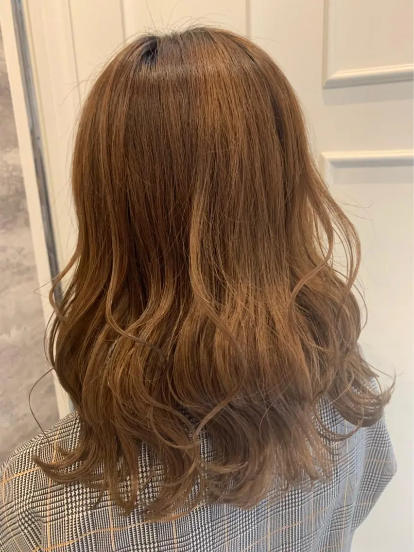 セミロング カラー ベージュカラー Blanco Color&Careのヘアスタイル