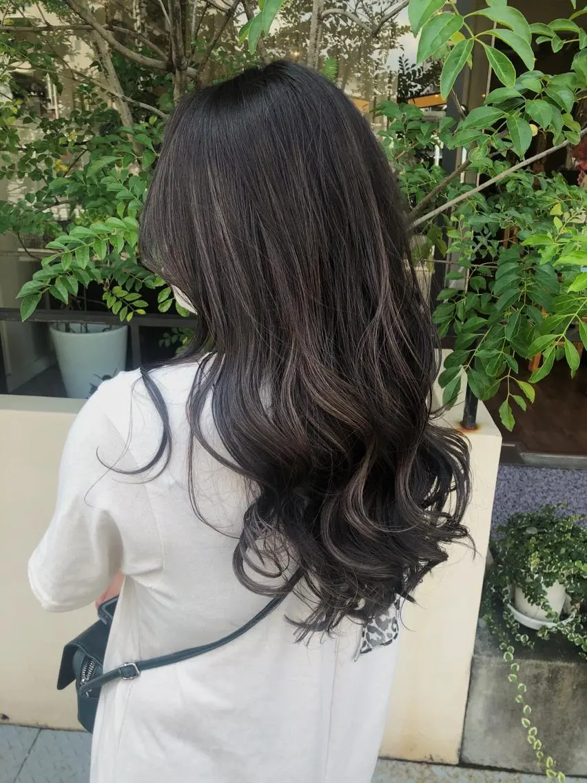 ロング スタイリスト 佑梨のヘアスタイル