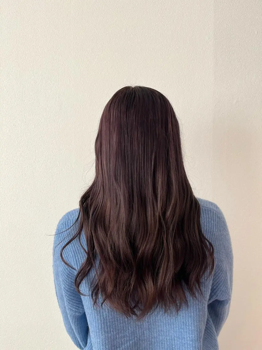 ロング アッシュ ハイライト 髪質改善 🌼あんなtrend color🌼のヘアスタイル
