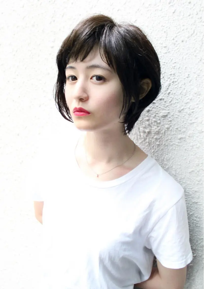ショート 桑名 淳のヘアスタイル