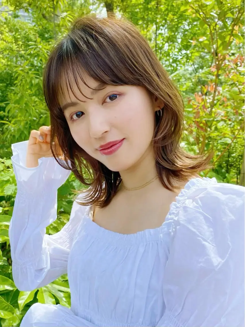 ミディアム カラー ミディアムレイヤー レイヤーカット ミディアムヘア🌼 さきのヘアスタイル