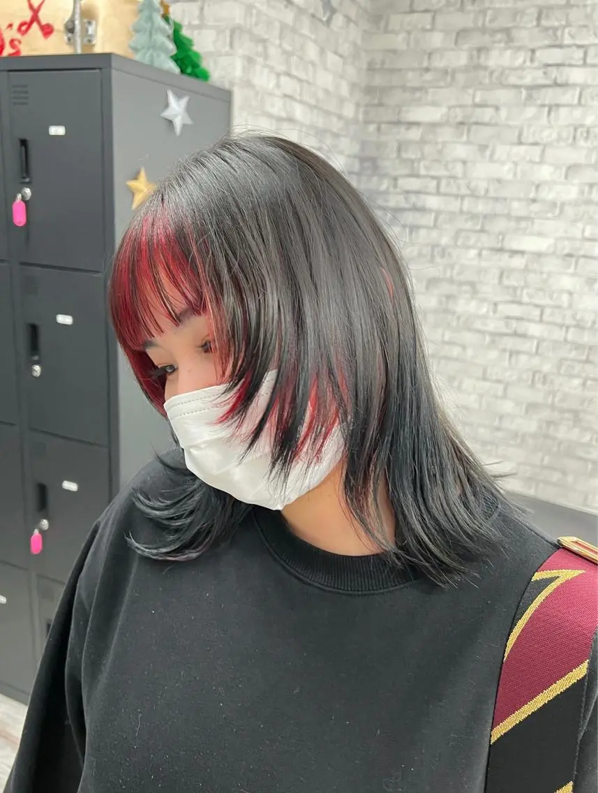 ロング カラー パーマ ヘアアレンジ メンズ キッズ ネイル マツエク・マツパ アイブロウ メンズバレイヤージュ メンズブリーチ メンズハイライト メンズハイトーン メンズインナーカラー 🐺ウルフ×ハイトー ン🖤Yukinoのヘアスタイル