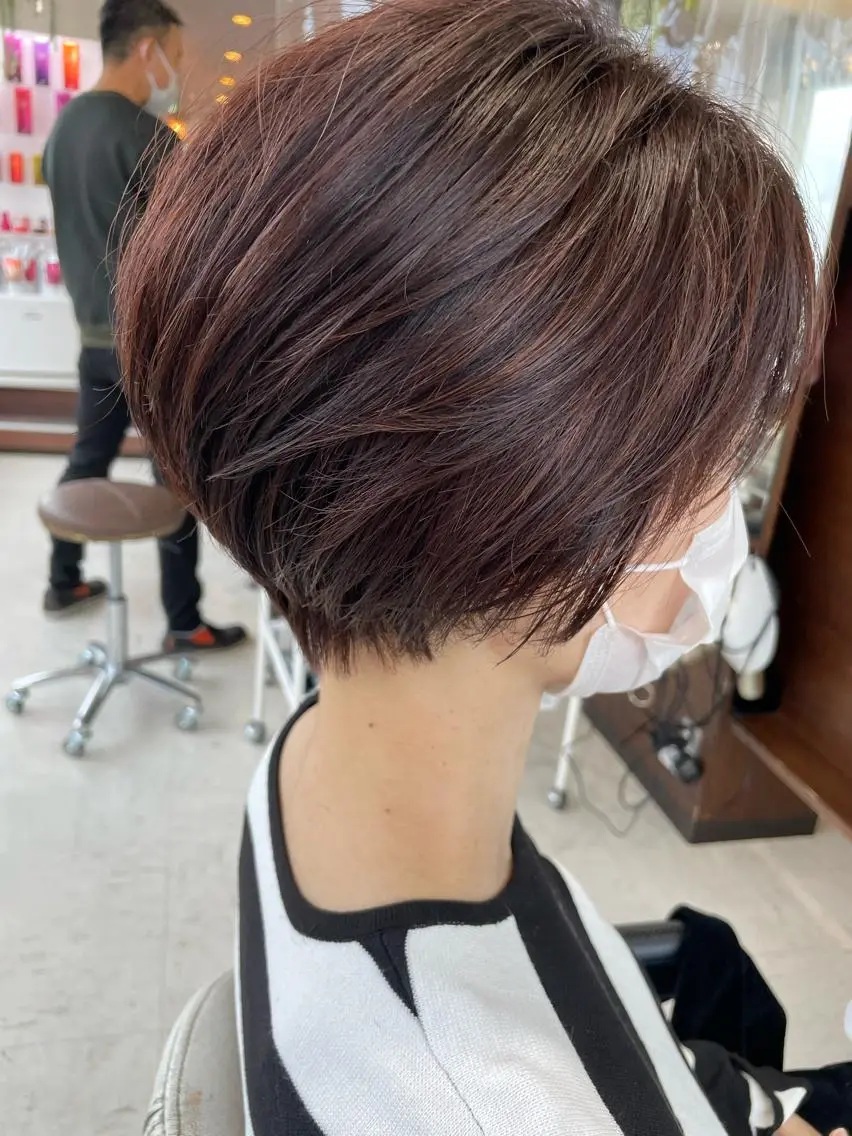 ショート 伊丹Pilina 山田のヘアスタイル
