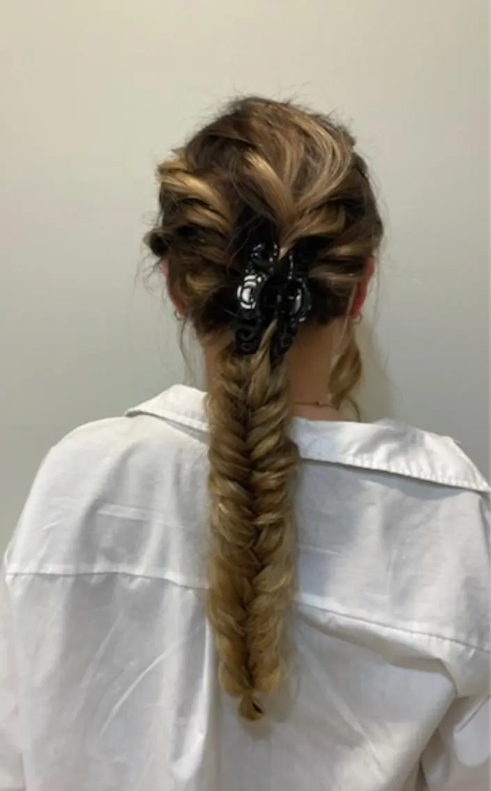 ロング ヘアアレンジ 丹下 朋香のヘアスタイル