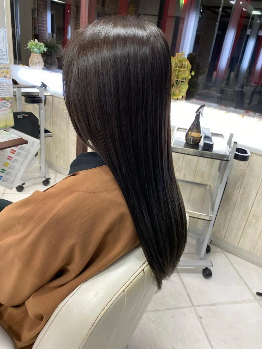 ロング カット 縮毛矯正 トリートメント サイトウ リョウヤのヘアスタイル