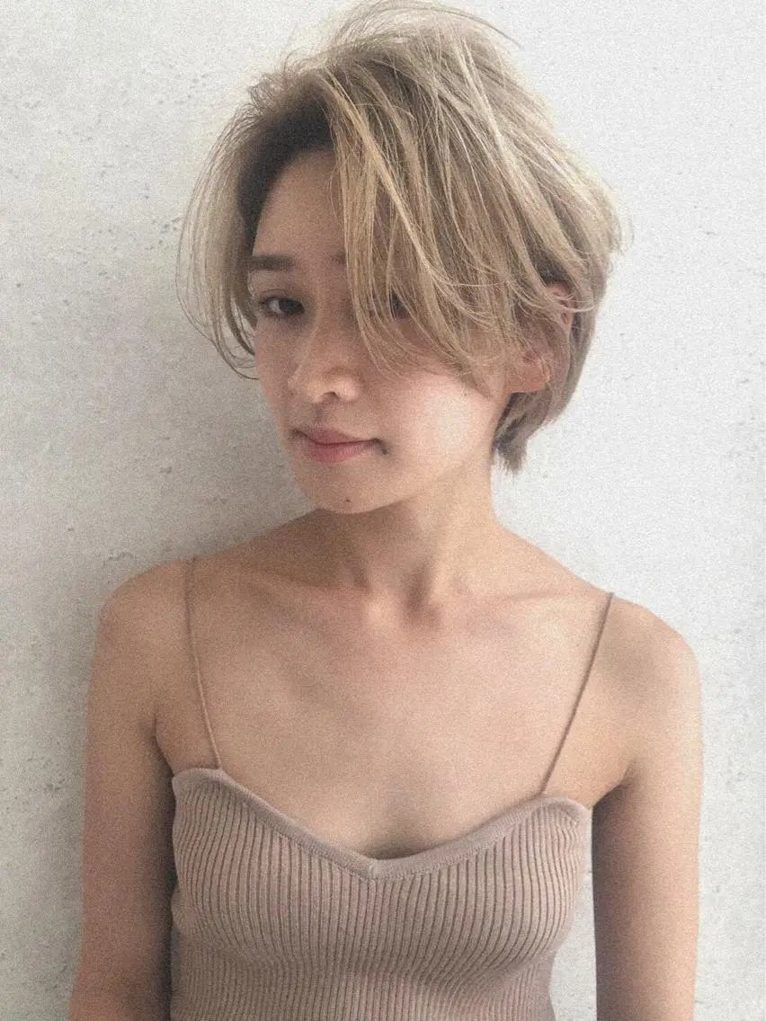 ミディアム カラー ヘアアレンジ TOKI /透明感/原宿のヘアスタイル