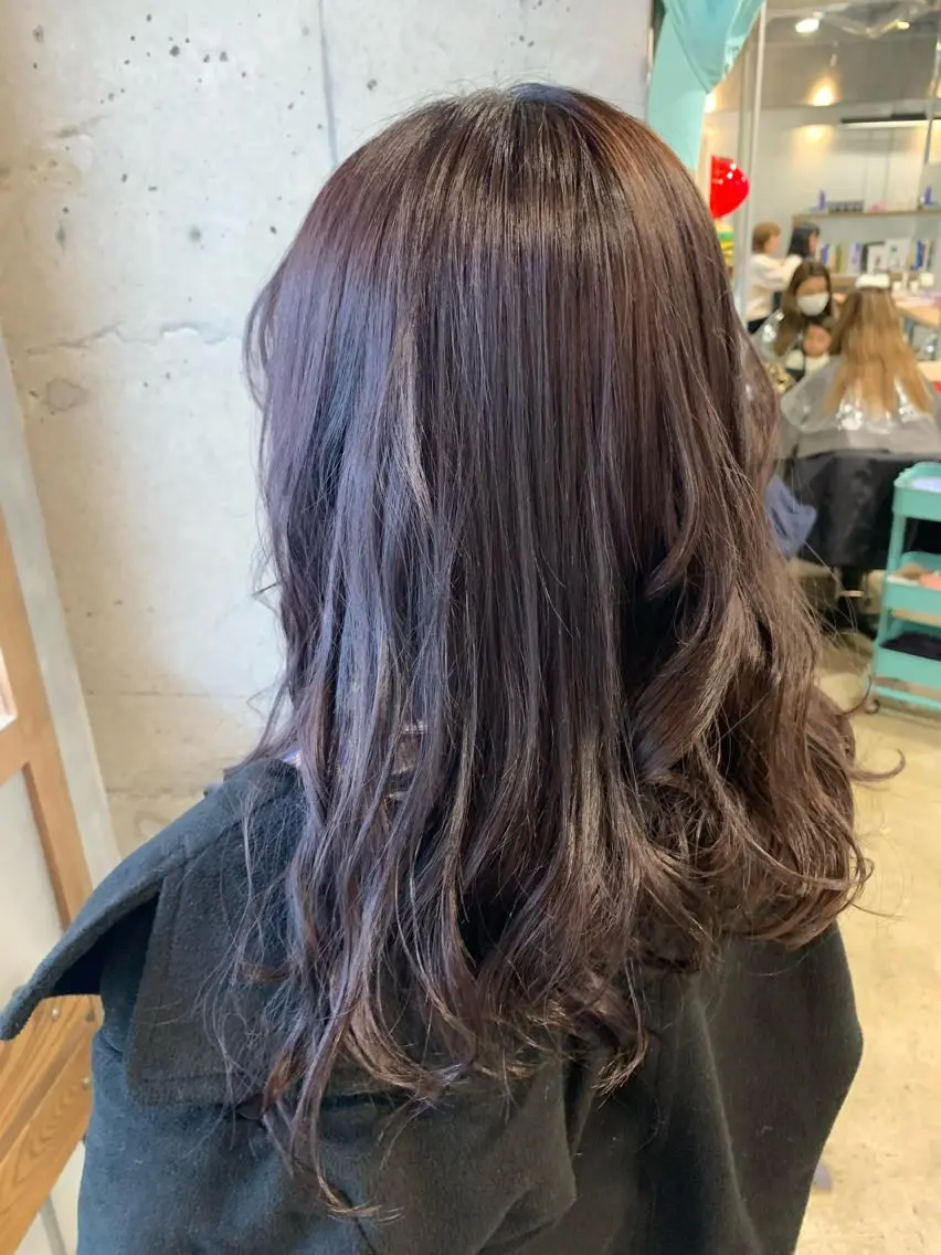 セミロング カラー ラベンダーカラー ショート🌼パーマ 本間正子のヘアスタイル
