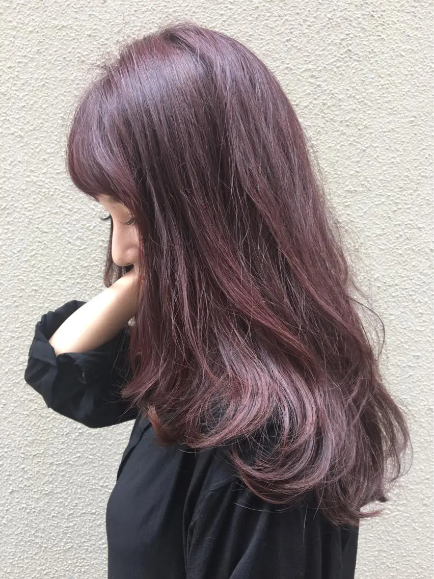 ミディアム セミロング ロング カラー レッドカラー バイオレットカラー レイヤーカット Teramura Kaoriのヘアスタイル