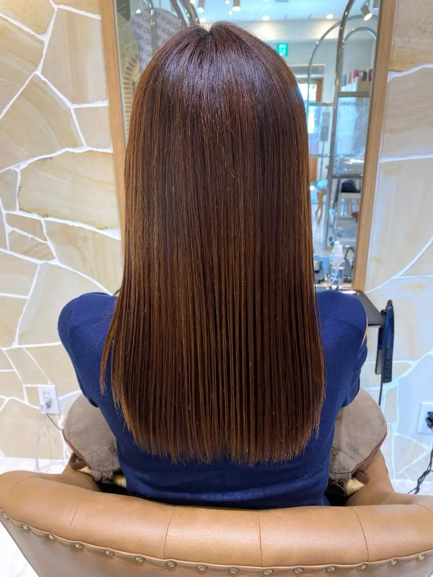 ロング 縮毛矯正 坂井 茅聖のヘアスタイル